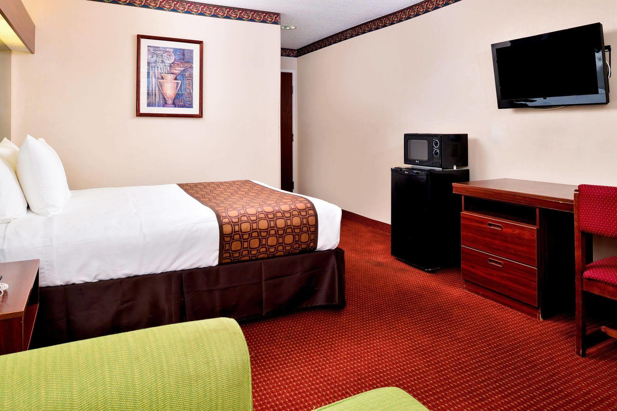 Microtel Inn & Suites By Wyndham Savannah/Pooler Exterior foto