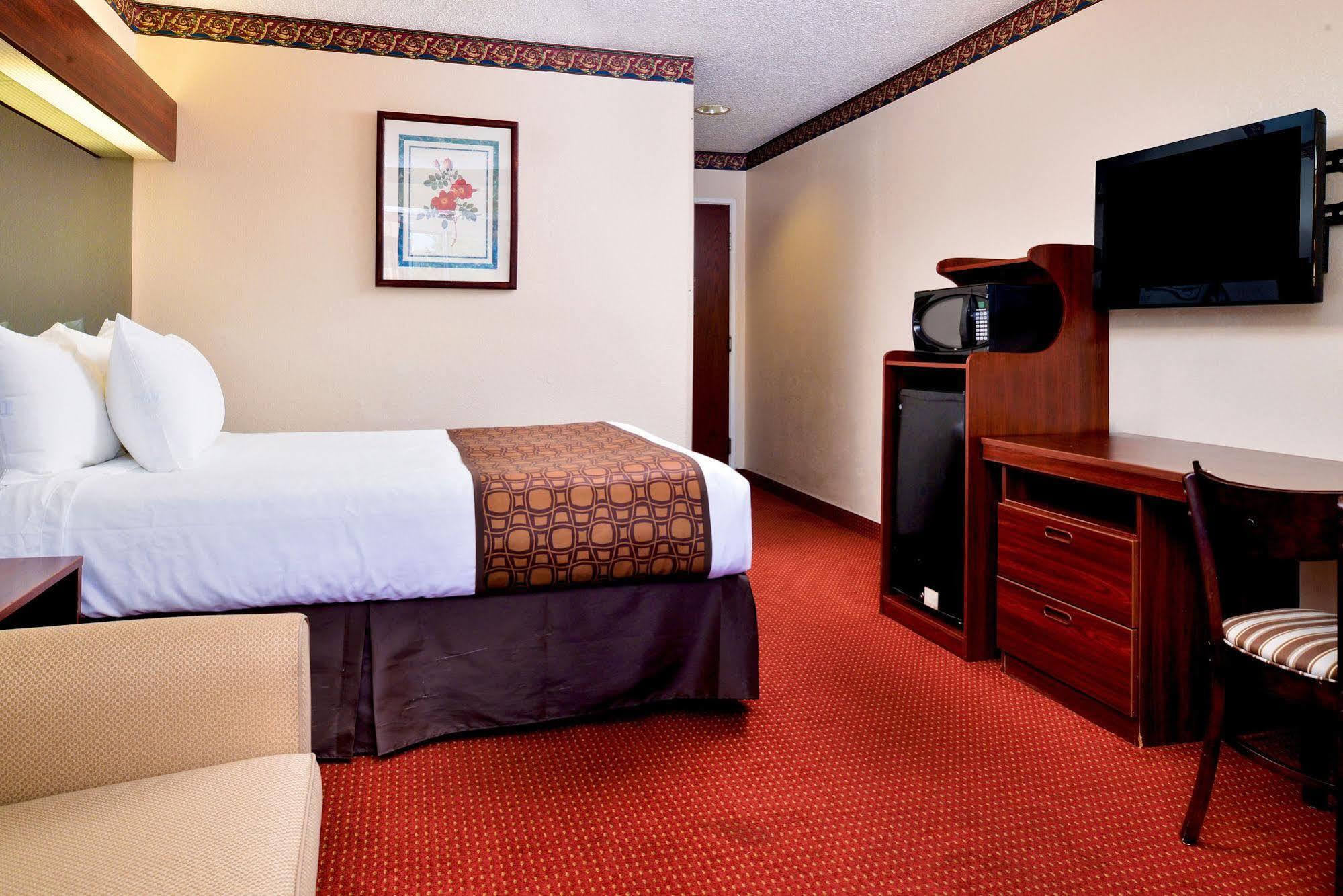 Microtel Inn & Suites By Wyndham Savannah/Pooler Exterior foto